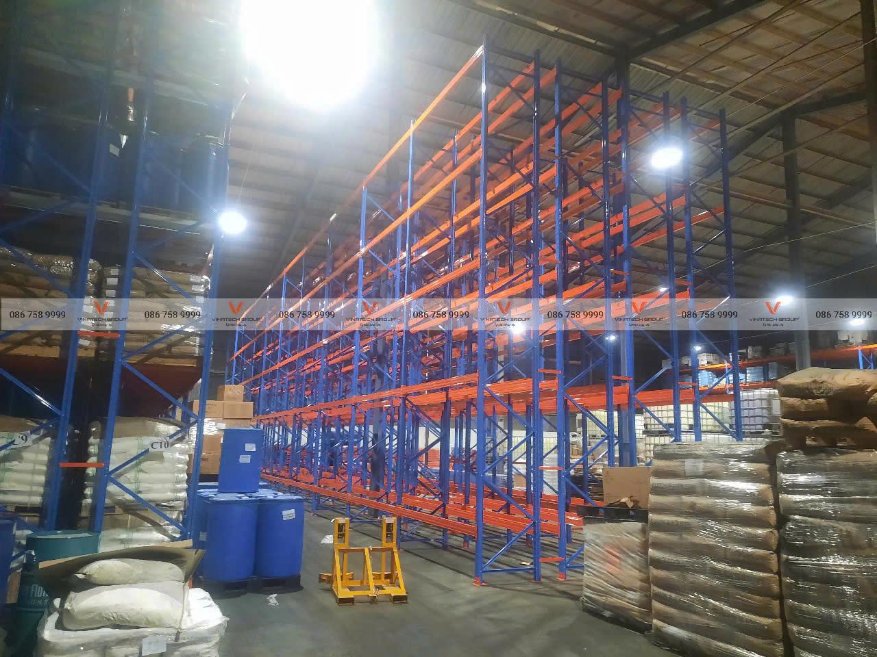 Kệ để hàng nặng