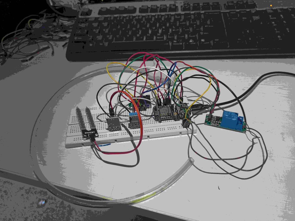 IOT BASED SMART STREET LIGHT AND SAFETY SYSTEM Circuit Diagram